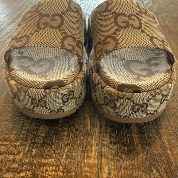 Gucci Brown/Tan GG Monogram Platform Slide Sandals size 38 - Picture 3 of 6